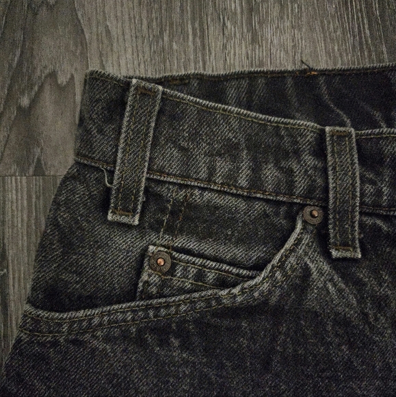 Vintage x 80s 509 Levi Faded Black Denim Red Tab “made in USA” - Picture 9 of 13